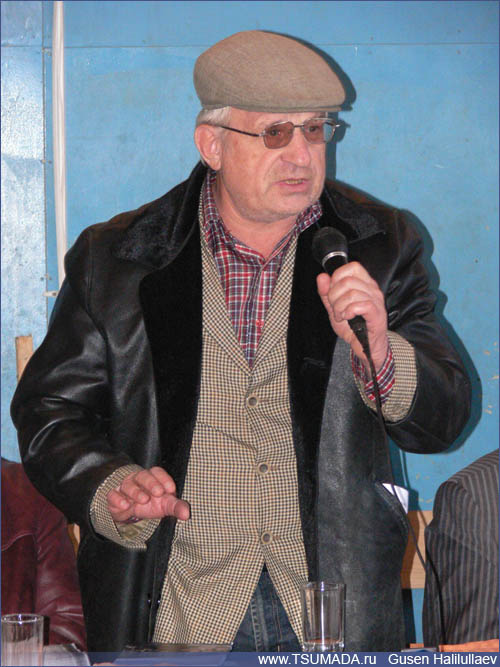 Доклад читает историк, профессор Тимур Айтберов.,  Доклад читает историк, профессор Тимур Айтберов.