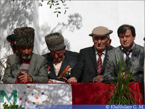 Празднование 64-й годовщины Победы над фашизмом в ВОВ. Селение Агвали 2009г.,  Празднование 64-й годовщины Победы над фашизмом в ВОВ. Селение Агвали 2009г.