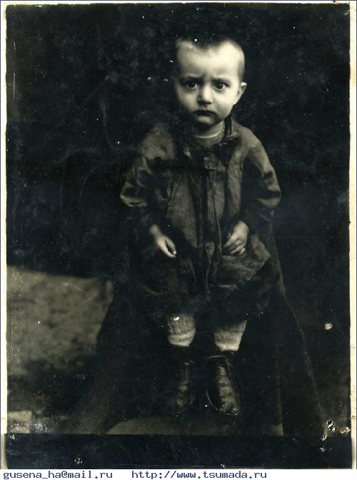 Девочка на стуле, 1947 г.,  Девочка на стуле, 1947 г.