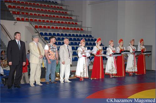 Чемпионат России 2005 г. в городе Краснодар по вольной борьбе. Награждение.,  Чемпионат России 2005 г. в городе Краснодар по вольной борьбе. Награждение.