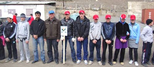 Парад открытия «Турсезона 2010»(команда победительница открытия «Турсезона 2009» из МОУ Тиндинская СОШ),  Парад открытия «Турсезона 2010»(команда победительница открытия «Турсезона 2009» из МОУ Тиндинская СОШ)